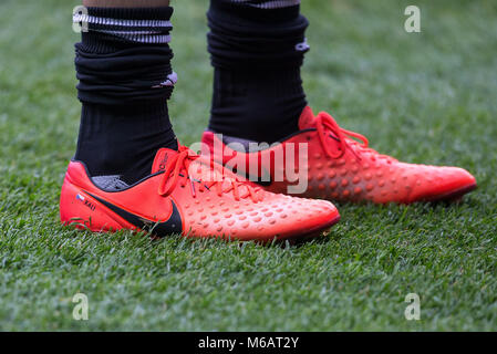 Tomas Kalas di Fulham calzini & personalised scarpe nike football durante il cielo scommessa campionato Play Off Semi Finale di seconda gamba match tra lettura e F Foto Stock