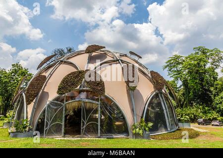 Ecodome in giardini botanici Kebun Raya a Bogor, West Java, Ind Foto Stock