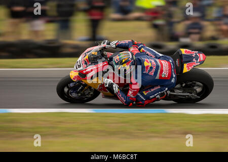 Sabato 24 Febbraio, 2018. FIM Superbike World Championship. Circuito australiano di Phillip Island. Leon Camier, Red Bull Honda World Superbike Team. Gara 1. 7t Foto Stock