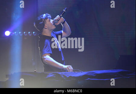 Martin Garrix sul palco durante il Global Awards, un nuovissimo premi mostra ospitata da Global Media & Entertainment Group, a Londra, Eventim Apollo Hammersmith. Stampa foto di associazione. Picture Data: giovedì 1 marzo 2018. Vedere PA storia SHOWBIZ globale. Foto di credito dovrebbe leggere: Angeles Rodenas/PA FILO Foto Stock