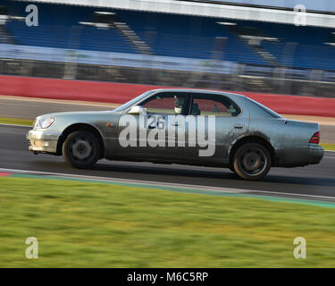 Dougal Cawley, Lexus LS400, VSCC, Pomeroy trofeo, Silverstone, 24 febbraio 2018, 2018, auto, Chris McEvoy, cjm-fotografia, concorrenza, febbraio, F Foto Stock