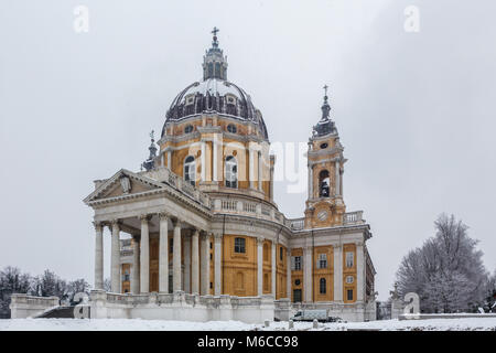 Immagine della Basilica di Superga Torino in inverno, Piemonte, Italia Foto Stock