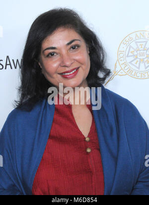 Beverly Hills, in California, Stati Uniti d'America. 2 Marzo, 2018. Presidente della HFPA Hollywood Meher Tatna assiste il cinquantacinquesimo annuale pubblicisti ICG Awards presso il Beverly Hilton Hotel il 2 marzo 2018 a Beverly Hills, la California. Foto di Barry re/Alamy Live News Foto Stock