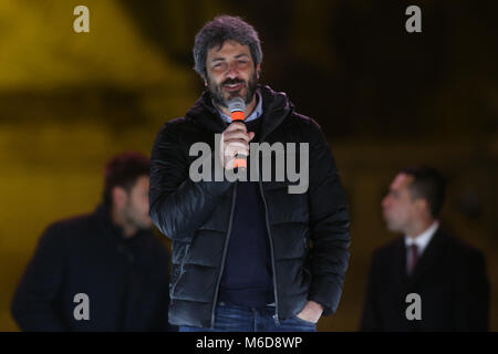 Roma, Italia. 02Mar, 2018. 02.03.2018. Piazza del Popolo, Roma, Italia. Italia-politico-ELEZIONE-VOTO Robert Fico, la chiusura della campagna elettorale del 5-star movimento in Piazza del Popolo a Roma il 2 marzo 2018. Credit: Indipendente Agenzia fotografica/Alamy Live News Foto Stock