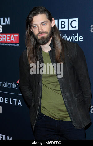 LA, California. 2 marzo 2018. Tom Payne frequentando il "film è grande' British Film Reception per onorare i candidati britannici del novantesimo annuale di Academy Awards presso il British Residence il 2 marzo 2018 a Los Angeles, California. Foto Stock