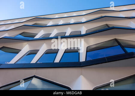 30 Cannon Street, settanta ufficio moderno edificio dalla Whinney, figlio & Austen Hall, City of London, Regno Unito Foto Stock