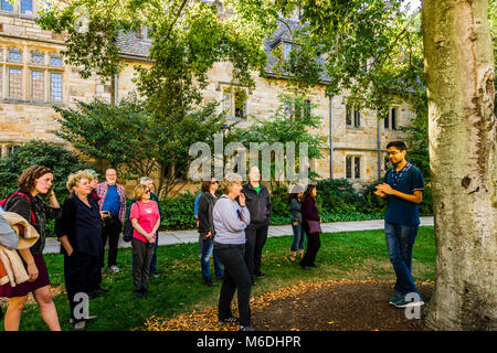 Tour guida Branford College Yale University   New Haven, Connecticut, Stati Uniti d'America Foto Stock