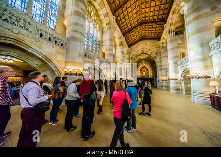 Tour Sterling Memorial Library Yale University   New Haven, Connecticut, Stati Uniti d'America Foto Stock