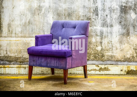 Bohemian sedia viola Foto Stock