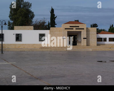 Ingresso al Parco Archeologico di Kato Pafo con gli scavi della città greco-romana in Nea Pafos area della città costiera di Paphos Cipro del Sud Foto Stock