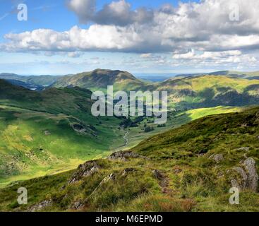 La Dovedale Valley da Hartsop sopra come Foto Stock