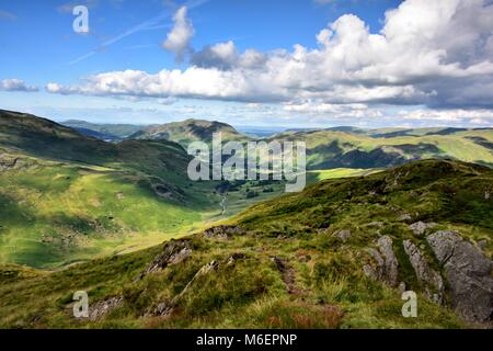 La Dovedale Valley da Hartsop sopra come Foto Stock