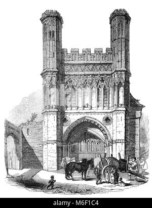 Il grande cancello del monastero aka St Augustine's Gate o Fyndon's Gate si affaccia su una piccola piazza conosciuta sin dal regno di Carlo I. come Lady Wootton verde. Il gateway è stata eretta dall Abate Fyndon, che nell'anno 1300 ha ottenuto una carta per l'ampliamento della grande corte del monastero. Durante il 1309, l'ultimo anno della sua abbazia, ottenne dal re Edoardo II lasciare embattle la porta della sua Abbazia. La Cattedrale di Canterbury nel Kent, Inghilterra. Foto Stock