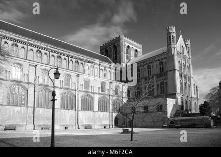 In inverno la neve sulla città di Peterborough Cathedral, Cambridgeshire; Inghilterra; Gran Bretagna; Regno Unito Foto Stock