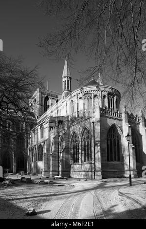 In inverno la neve sulla città di Peterborough Cathedral, Cambridgeshire; Inghilterra; Gran Bretagna; Regno Unito Foto Stock