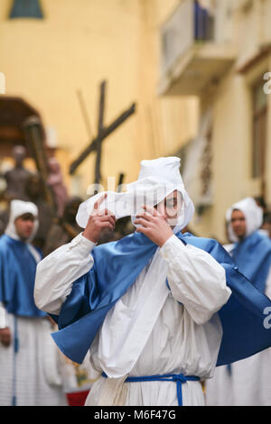 PROCIDA, Italia - 11 Aprile 2009 - Procida la processione del Venerdì santo è la più famosa Pasqua della celebrazione in Campania: 'misteri' che rappresentano scene della Bibbia sono trasportate attraverso le strade Foto Stock