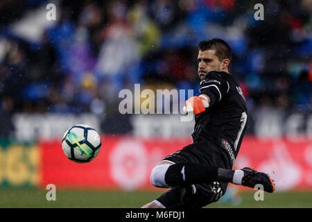 Ivan Cuellar Leganes (FC) in azione durante la partita La Liga match tra Leganes FC vs Malaga CF al Municipal de Butarque stadium in Spagna a Madrid, 3 marzo 2018. Credito: Gtres Información más Comuniación on line, S.L./Alamy Live News Foto Stock