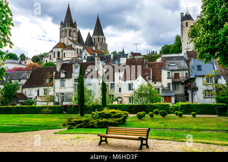 Imponente castello di Loches,della Valle della Loira, Francia. Foto Stock