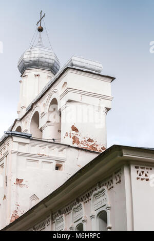 Campanile Saint Sophia Cattedrale. Veliky Novgorod, Russia. Essa fu costruita nel 1045-1050 Foto Stock