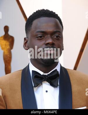 Los Angeles, CA, Stati Uniti d'America. Mar 4, 2018. Daniel Kaluuya presso gli arrivi per il novantesimo Academy Awards - Gli arrivi 2, Dolby Theatre a Hollywood e Highland Center, Los Angeles, CA il 4 marzo 2018. Credito: Elizabeth Goodenough/Everett raccolta/Alamy Live News Foto Stock