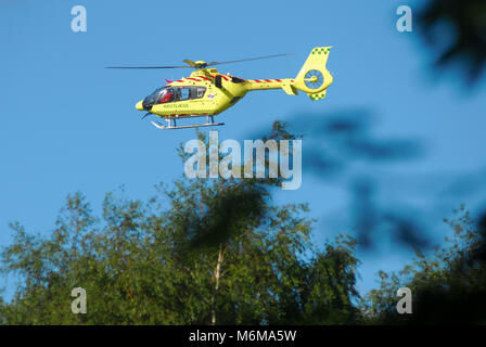 Airbus elicotteri H135 di Norsk Luftambulanse in Givskud, Danimarca. 8 agosto 2015 © Wojciech Strozyk / Alamy Stock Photo Foto Stock