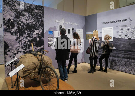 La guerra del Vietnam: 1945 - 1975 Mostra presso la New York Historical Society, Upper West Side, NYC, STATI UNITI D'AMERICA Foto Stock