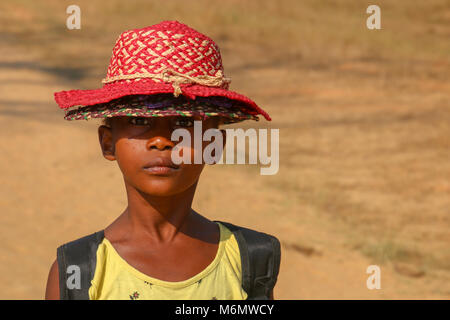 Africa e Madagascar, Ritratto di giovane ragazzo Foto Stock