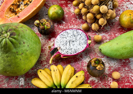 Colorata frutta esotica Foto Stock