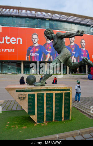 Laszlo Kubala memorial, di fronte allo stadio di calcio Camp Nou, Barcellona, in Catalogna, Spagna Foto Stock