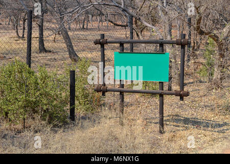 Un cartello che diceva ghepardo territorio nessuna voce vicino a Pretoria Sudafrica Foto Stock