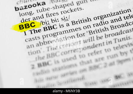Sottolineato parola inglese "BBC" e la sua definizione nel dizionario. Foto Stock