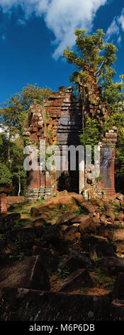 Nei pressi di Chen Tempio Koh Ker tempio complesso, Preah Vihear provincia, Cambogia Foto Stock