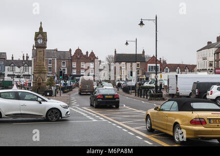 Il luogo di mercato Thirsk,North Yorkshire, Inghilterra, Regno Unito Foto Stock