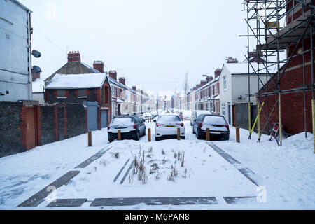 Grangetown Cardiff ricoperta di neve Foto Stock