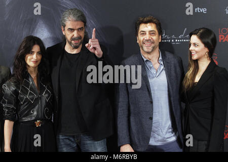 Madrid, Madrid, Spagna. 6 Mar, 2018. Penelope Cruz, Fernando Leon de Aranoa, Javier Bardem assiste 'amante Pablo' photocall al Melia Hotel Serrano il 6 marzo 2018 a Madrid, Spagna Credit: Jack Abuin/ZUMA filo/Alamy Live News Foto Stock