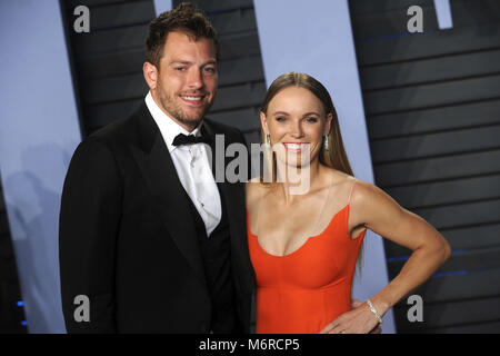 Beverly Hills, la California. Mar 4, 2018. David Lee e Caroline WOZNIACKI frequentando il 2018 Vanity Fair Oscar Party hosted by Radhika Jones a Wallis Annenberg Center for the Performing Arts il 4 marzo 2018 a Beverly Hills, la California. | Verwendung weltweit Credito: dpa/Alamy Live News Foto Stock