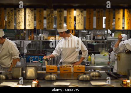 Il centro commerciale KITTE a Marunouchi, Tokyo JP Foto Stock