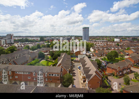 Vista su Leicester inclusi a 18 piani student accommodation edificio attualmente essendo costruito su un angolo della strada Jarrom e Upperton Road. Foto Stock