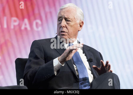 Washington, DC, Stati Uniti d'America. Mar 5, 2018. STENY HOYER, Rappresentante (D) per il Maryland del quinto quartiere congressuale, parlando a AIPAC (American Israel Public Affairs Committee) Conferenza politica a Walter E. Washington Convention Center di Washington il 5 marzo 2018 Credit: Michael Brochstein/ZUMA filo/Alamy Live News Foto Stock