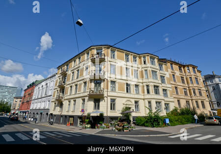 Gli edifici colorati nel quartiere Majorstuen, Frogner distretto, Oslo, Norvegia Foto Stock