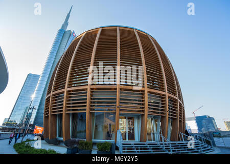 Milano, 28 marzo 2017 - Vista del Padiglione Unicredit, in Gae Aulentis quadrato il buisness area, vicino alla stazione ferroviaria Garibaldi Foto Stock