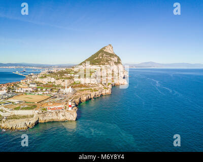 Famosa Roccia di Gibilterra su oltremare territorio britannico, Gibilterra, Penisola Iberica, Europa Foto Stock