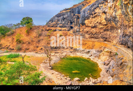 Sita Ki Nahani lago a Grotte di Ellora. India Foto Stock