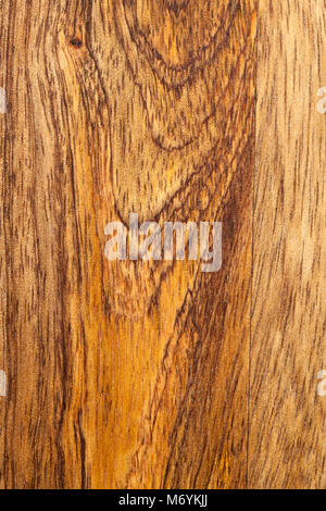 Legno di mango scheda liscia bacground con diversi colori di strati Foto Stock