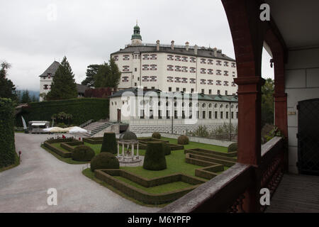 Schloss Ambras Innsbruck Foto Stock
