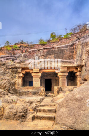 Ellora grotta n. 34. Patrimonio mondiale dell'UNESCO nel Maharashtra, India Foto Stock