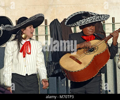 MADRID, Spagna - 18 Marzo 2010: musicisti di strada di eseguire a Madrid, Spagna Foto Stock