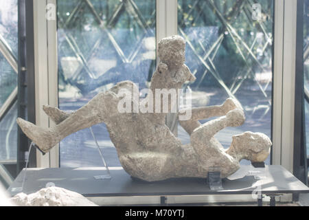 Antichi cadaveri conservati nel sito archeologico di Pompei, Italia Foto Stock