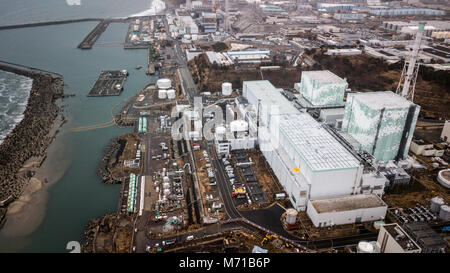 FUKUSHIMA, Giappone - 8 marzo: una foto aerea della Tokyo Electric Co di potenza (TEPCO)'S Fukushima Daiichi centrale nucleare è visto il 8 marzo 2018 in Okuma, Fukushima, Giappone. Credito: Richard Atrero de Guzman/AFLO/Alamy Live News Foto Stock