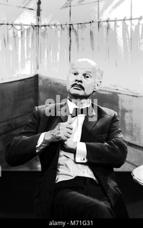 Lach Mal wieder, Comedyserie, Deutschland 1984, Darsteller: Ralf Wolter Foto Stock